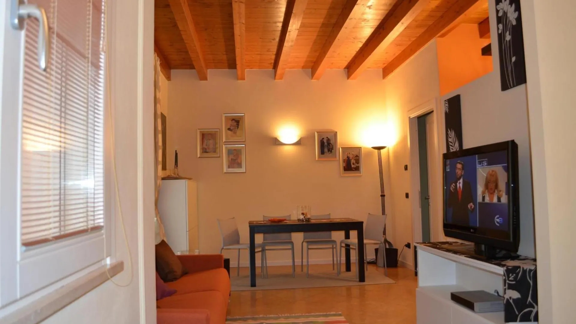 Stilvolle Wohnung In Toscolano Maderno